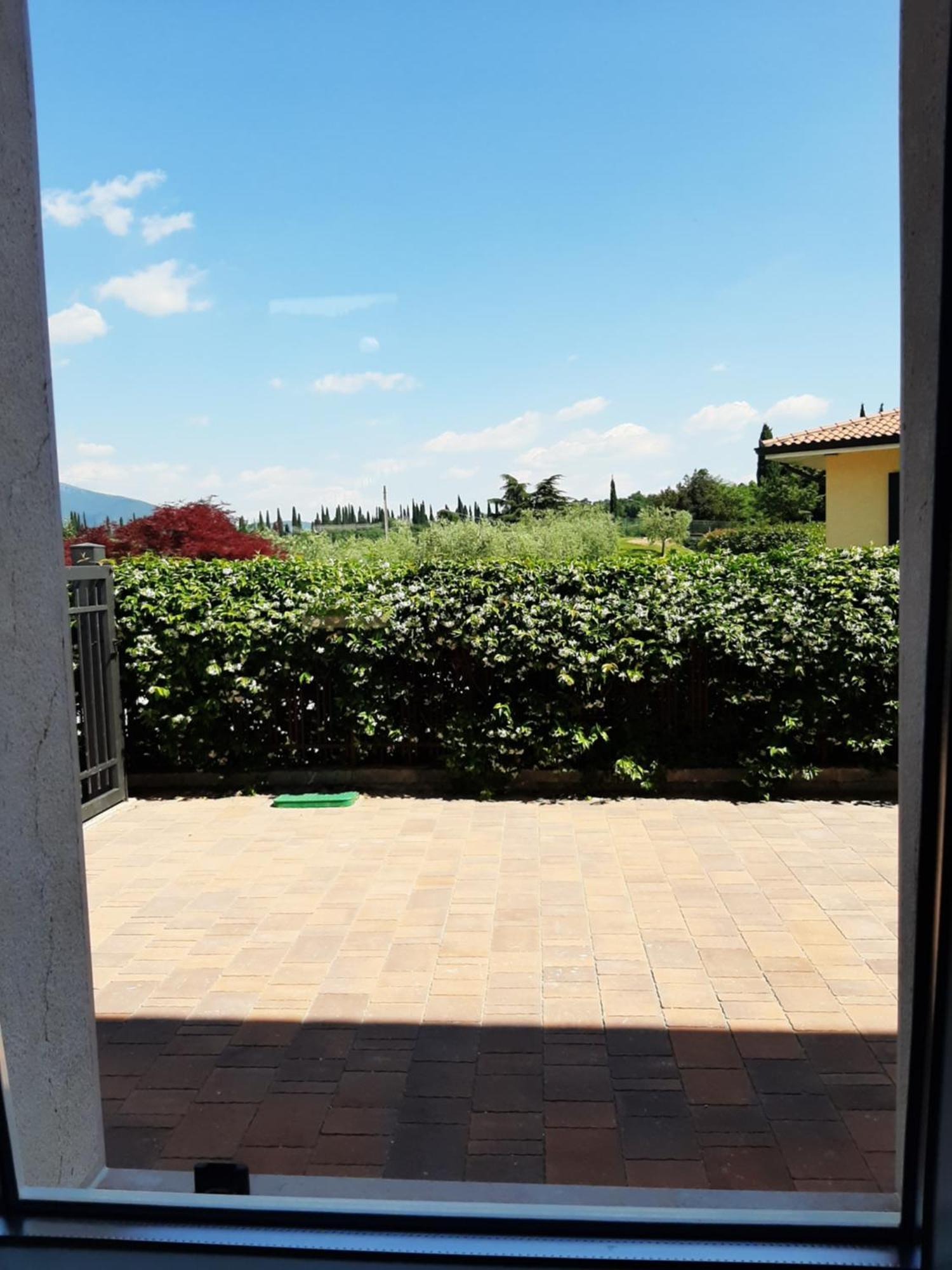 Villa Benvenuto Костермано Номер фото